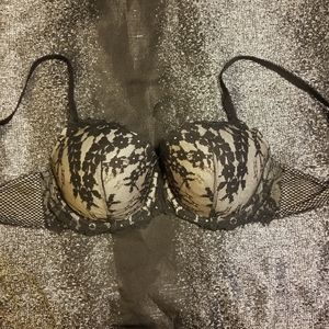 VS Dream Angel's light lined demi 32DDD